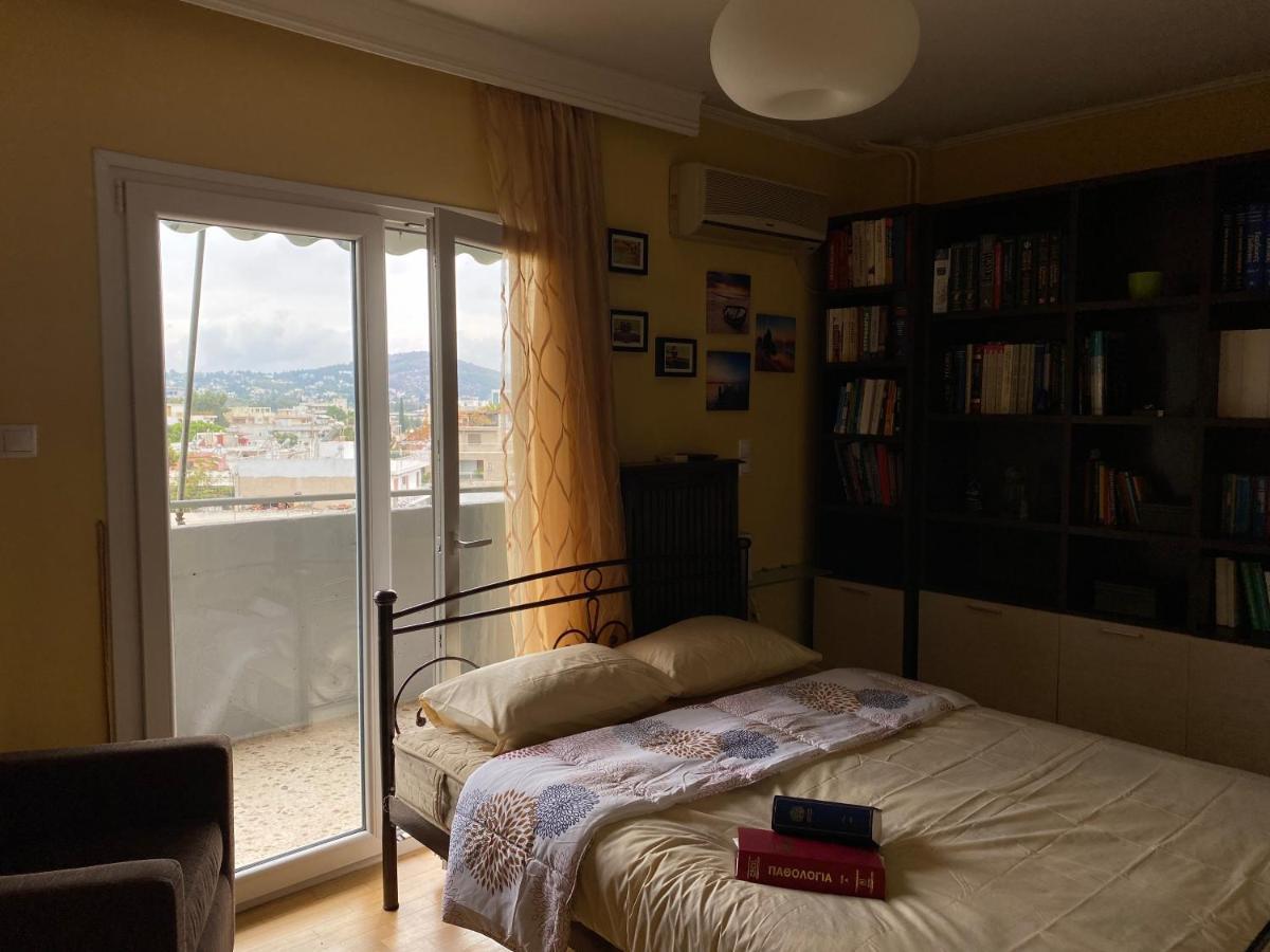 Einstein'S Apartment Атина Екстериор снимка